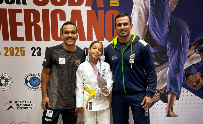 Michaelly Tavares conquista medalha de prata no Campeonato Sul-Americano de Judô e marca conquista histórica para Alagoas Michaelly Tavares conquista medalha de prata no Campeonato Sul-Americano de Judô e marca conquista histórica para Alagoas