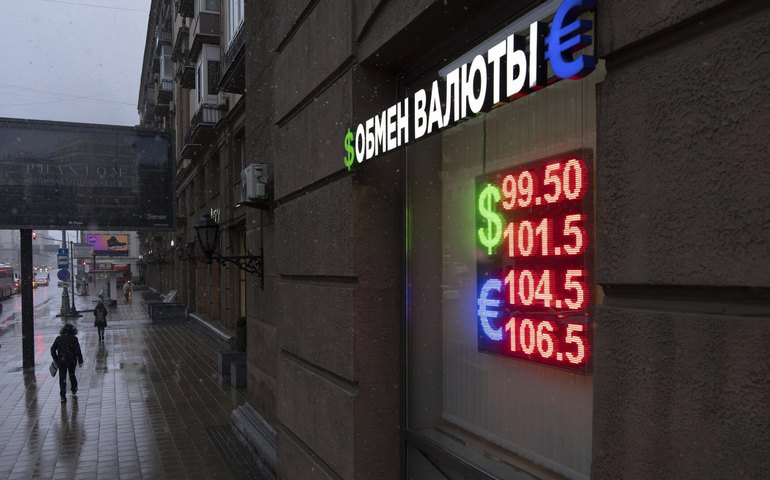 UE adia decisão sobre uso de ativos russos e deixa futuro do financiamento à Ucrânia indefinido