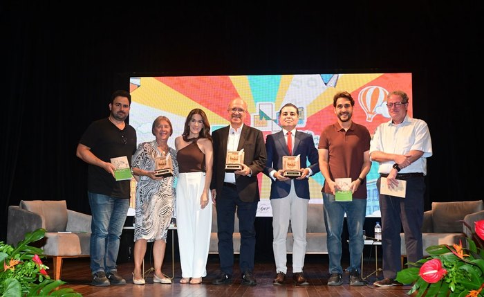 Biografia do Dr. Hélio Lopes é lançada durante a 5ª Festa Literária de Penedo