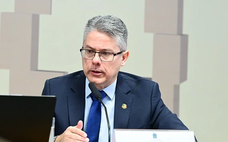 Vorcaro e Zettel depõem à CPI do Crime Organizado nesta quarta-feira