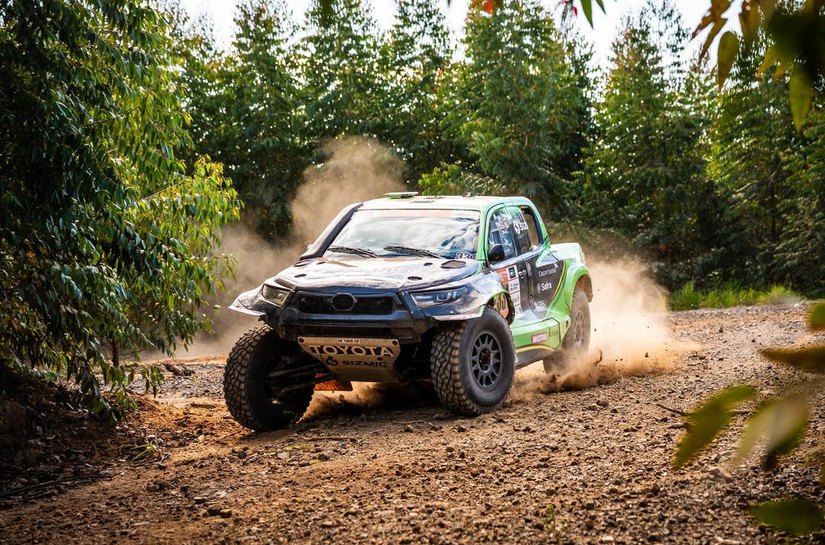 Bulldog Racing está confirmada para o Sertões 2026 e acelera a potente Toyota IMA V8