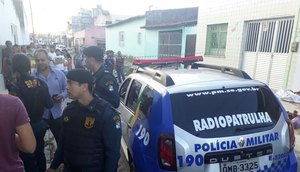 Dois homens são baleados na tarde desta segunda-feira no bairro Santo Antônio  / Foto: 0000000