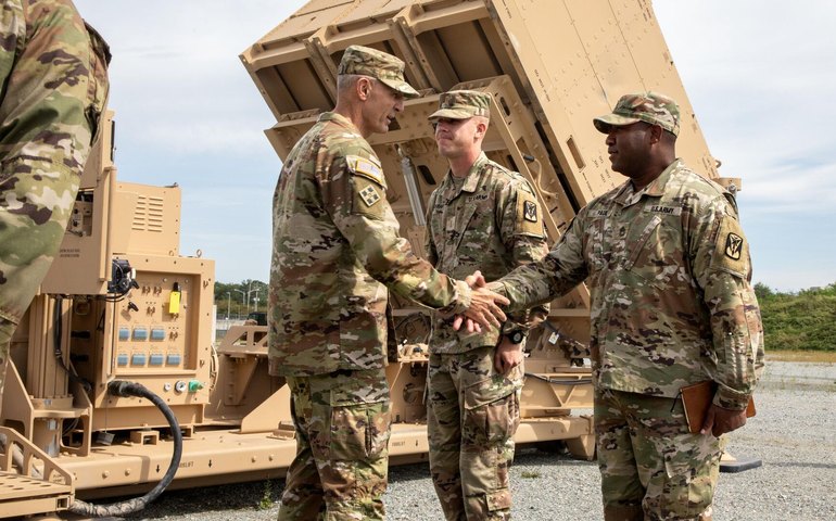 EUA enfrentam escassez de munições em operações globais, alerta analista