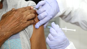VACINAÇÃO CONTRA INFLUENZA / Foto: Sérgio Silva