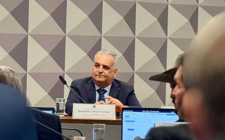 Alfredo Gaspar denuncia: INSS sabia de descontos ilegais em 97,6% dos casos e nada fez