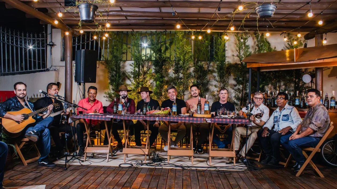 Projeto reúne estrelas do sertanejo goiano em noite dedicada à cultura e à amizade