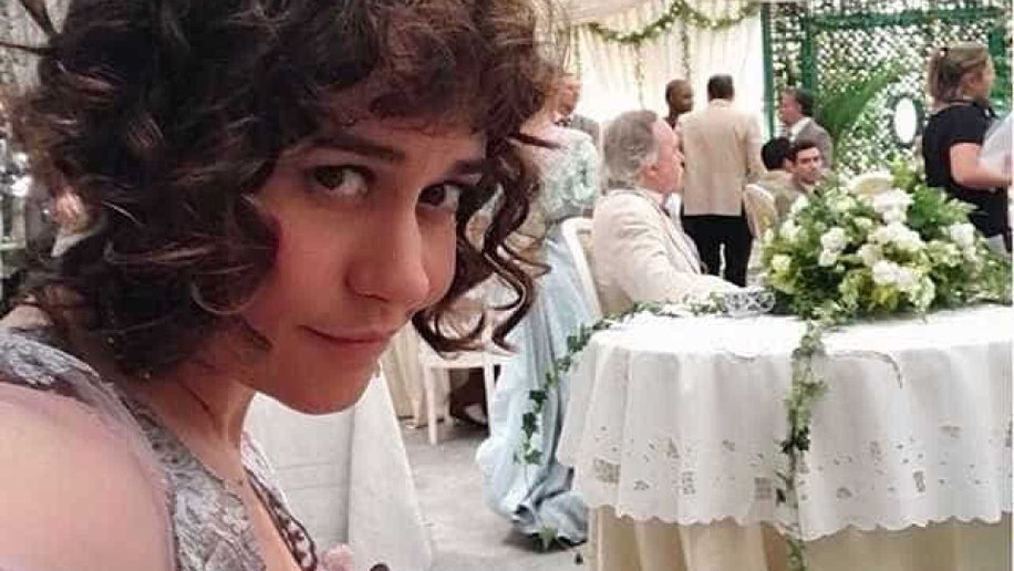 Alessandra Negrini bomba na web ao mostrar look para a próxima novela