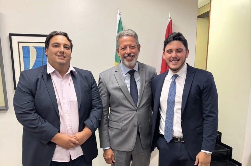 Investimento viabilizado por Arthur Lira moderniza acessos e reforça identidade de Inhapi