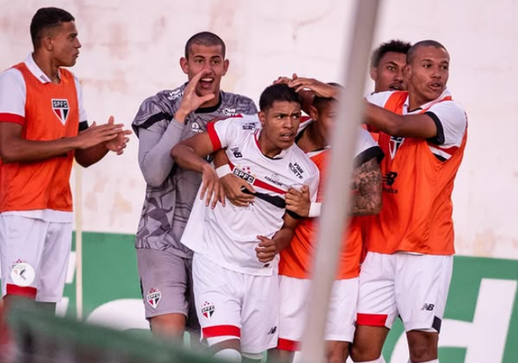 São Paulo vence Juventude por 1 a 0 em duelo apertado e avança na Copinha