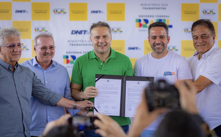 Em abril, governador e ministro assinam ordem de serviço para a execução imediata das obras de recuperação de seis rodovias alagoanas