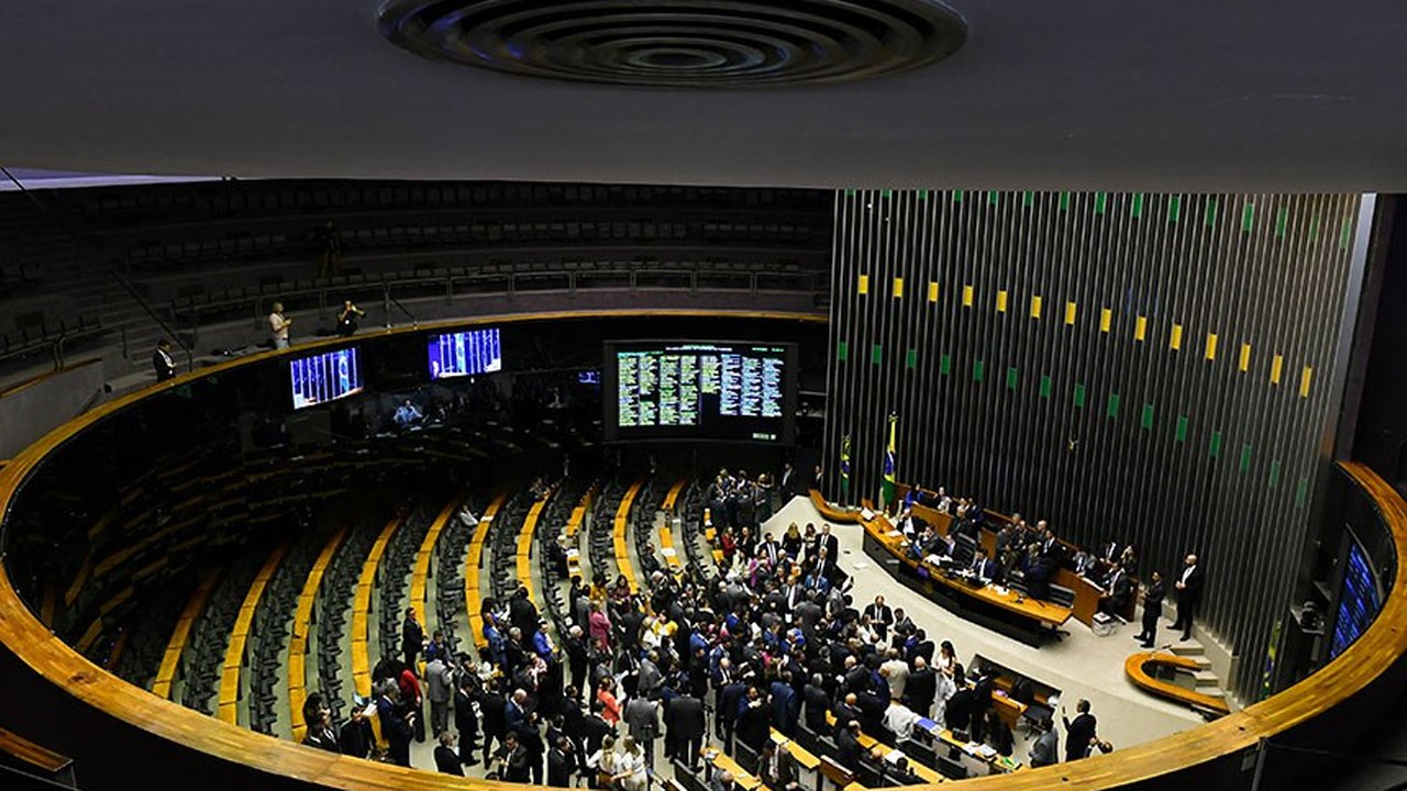 Acordo para atendimento consular de países do Mercosul segue para o Plenário