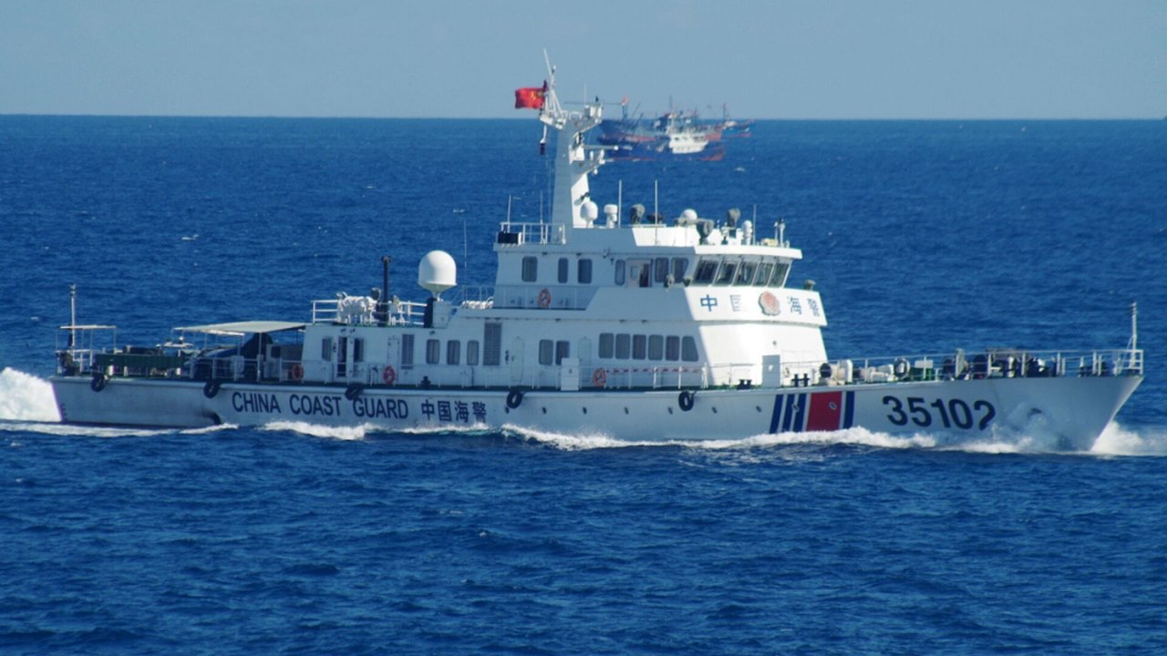 Pequim expulsa embarcações filipinas de águas disputadas no mar do Sul da China