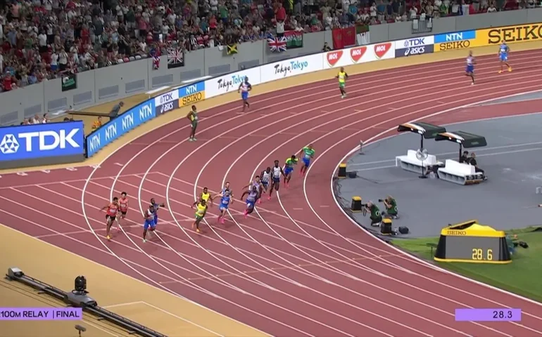 EUA voltam a vencer o revezamento 4x100m masculino; Brasil é desclassificado