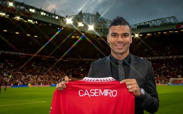 Casemiro revela conversa com Fred e diz se sentir um garoto de 18 anos no United