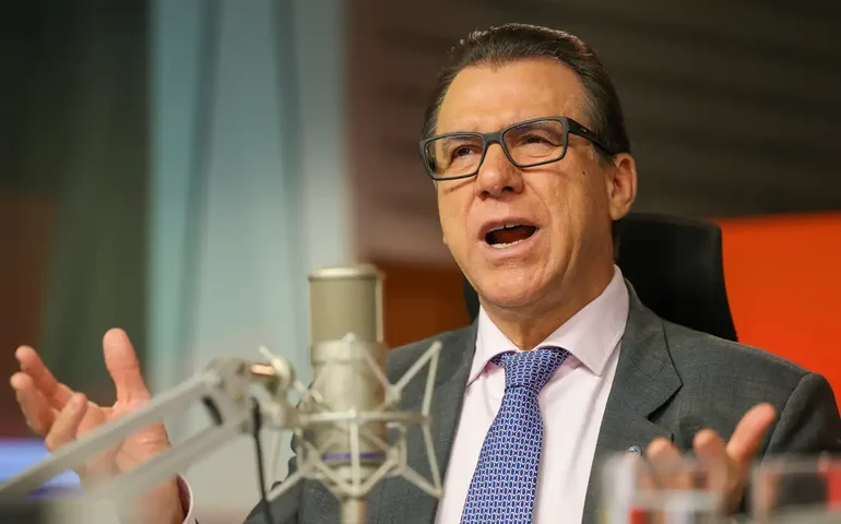 Marinho pede debate sobre escala 6x1 e financiamento de sindicatos