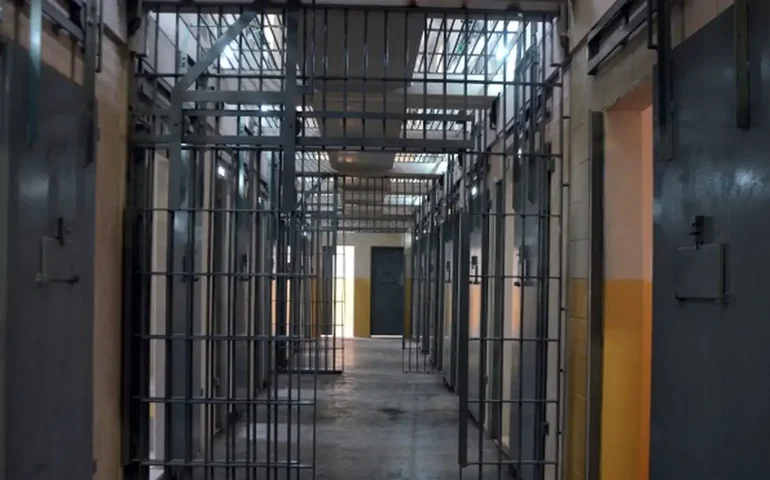 Como conexões nas prisões federais ajudaram a tornar o CV nacional e reforçaram migração de criminosos para o Rio