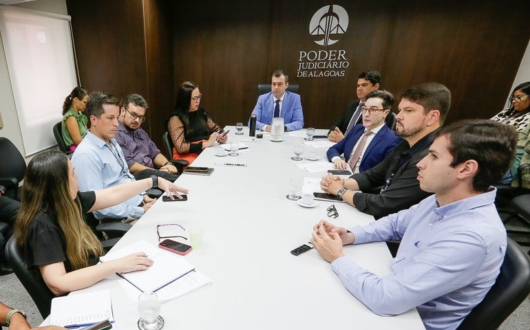 TJAL discute implantação de novos sistemas de gestão processual