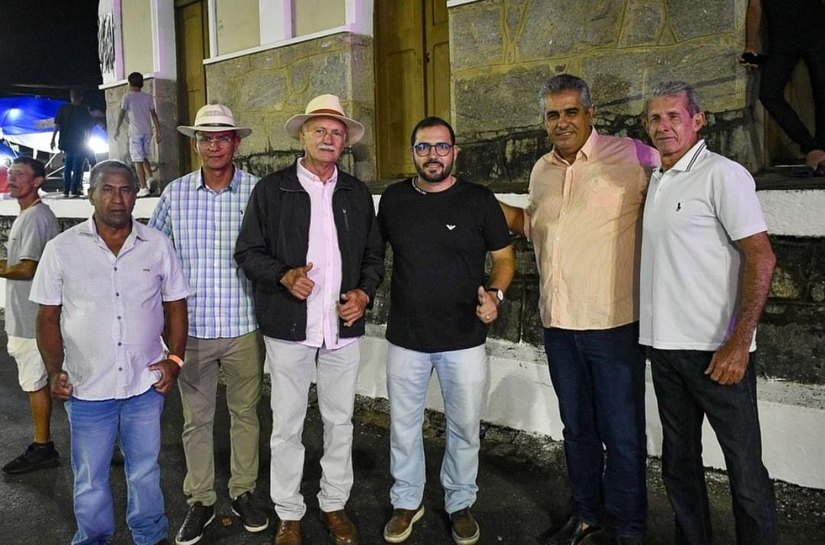 Vereador Feu Maia tenta reviver o bolsonarista Manoel Tenório, em Quebrangulo