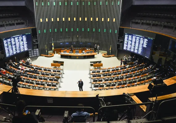 Câmara encerra sessão sem votar rejeição de MP com verba ao Judiciário