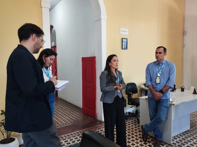Visita técnica fortalece cooperação entre Cesmac e Cruz Vermelha Brasileira em Alagoas