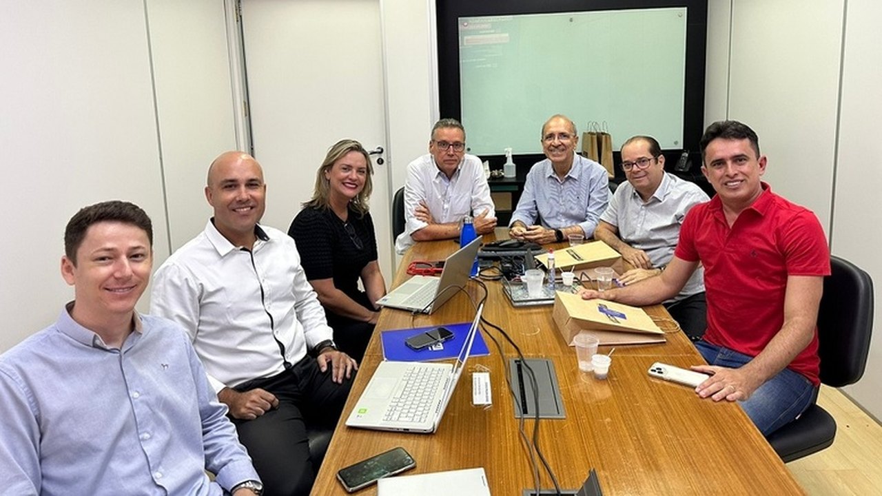 Prefeito Ronaldo Lopes trabalha para reabrir cursos do Senai em Penedo