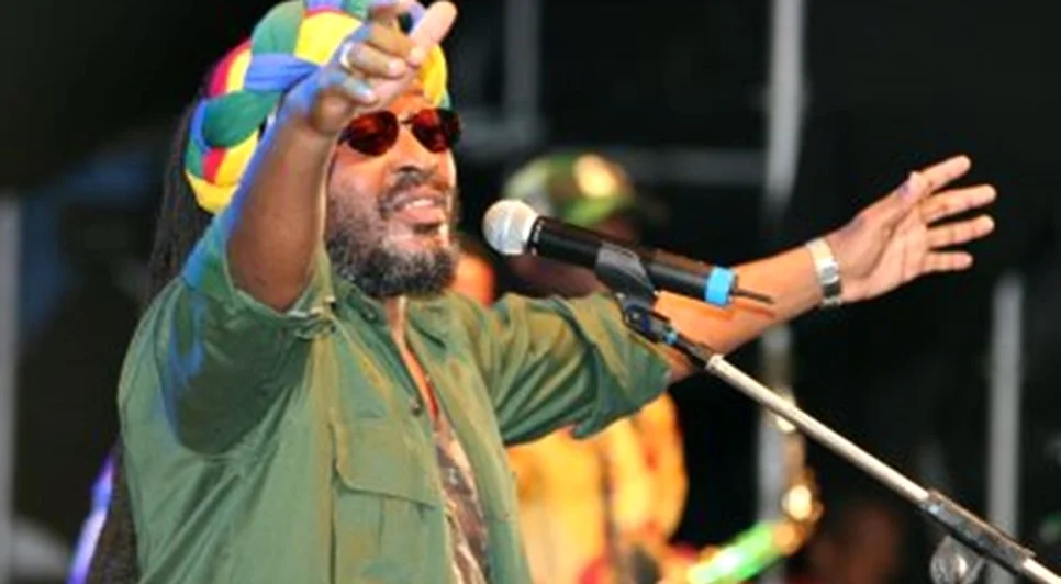 Edson Gomes, Igor Kannário e Heitor Costa: confira programação de carnaval na Barra dos Coqueiros