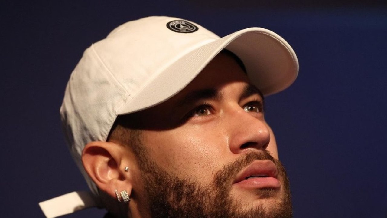 Neymar marca 1º gol com a camisa do Al-Hilal um mês e meio após contratação