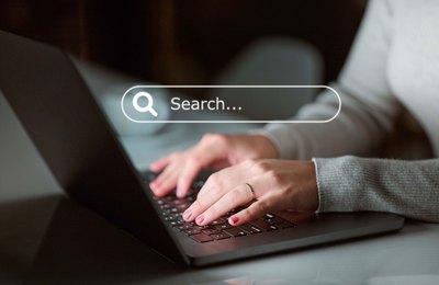 Estudo revela que sites e blogs são a principal fonte de informação de 42% dos brasileiros