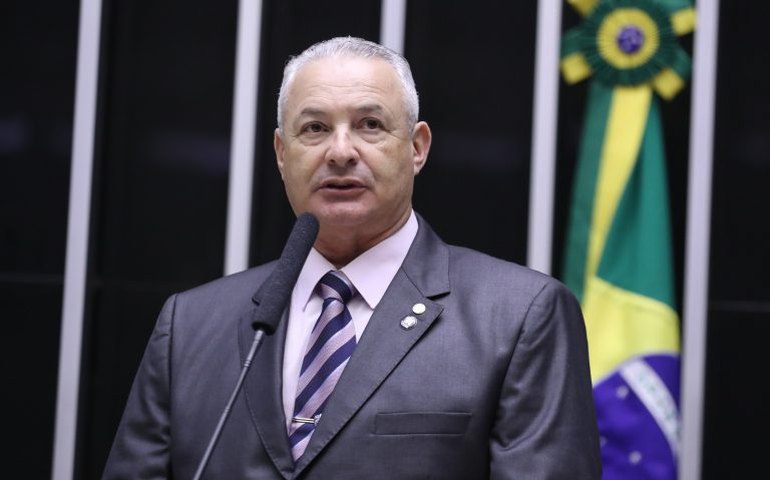 Comissão de Segurança vai debater impacto de decreto que restringiu comércio de armas