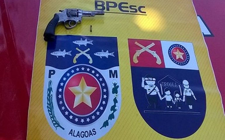 Santa Amélia: Menor é apreendido pelo Batalhão Escolar portando arma de fogo