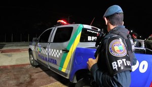 Mãe é presa após agredir filho de três anos com fio de carregador de celular em Aracaju