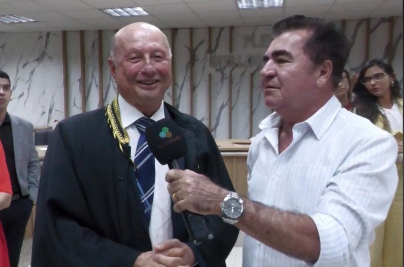 Presidente Fernando Toledo participa de última sessão plenária antes da aposentadoria