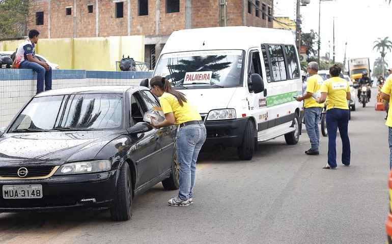 SMTT participa da campanha Maio Amarelo para conscientizar sobre acidentes de trânsito em Palmeira