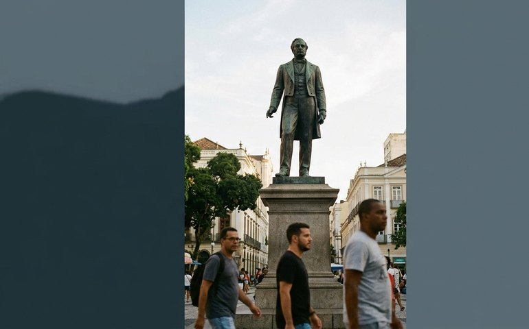 Censo das estátuas do Rio: das 376 personalidades homenageadas, só 6,9% são mulheres e 8,5% negros