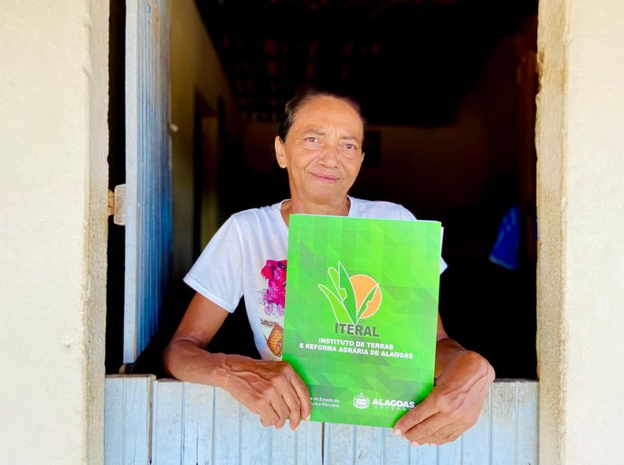Iteral e TJ promovem entrega de títulos de terra em Delmiro e Poço das Trincheiras nesta sexta