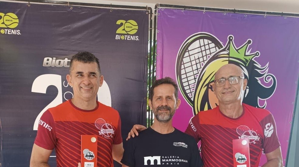 TÊNIS APÓS OS 50: ESPORTE VIRA ALIADO CONTRA O ETARISMO EM ALAGOAS