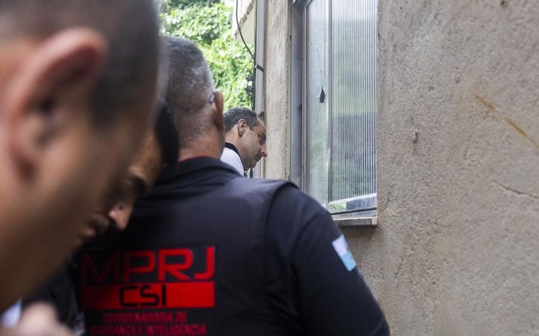 Casa de morador morto em ação do Bope passa por perícia no Morro dos Prazeres