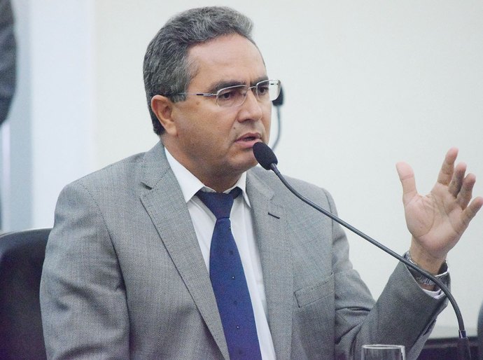 Projeto determina a contratação de segurança 24 horas pelas agências bancárias