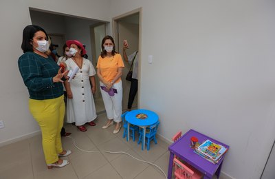 Em visita à Casa da Mulher, secretária nacional anuncia capacitação para vítimas de violência