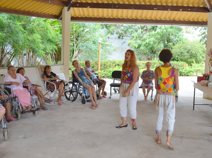 Servidores da Semed promovem Natal solidário