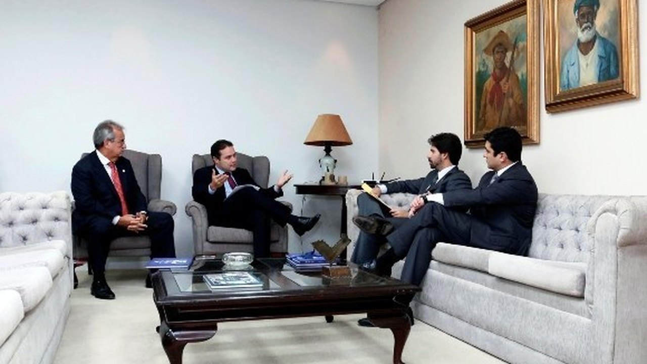 Governador Renan Filho nomeia novo procurador-geral do MP de Contas