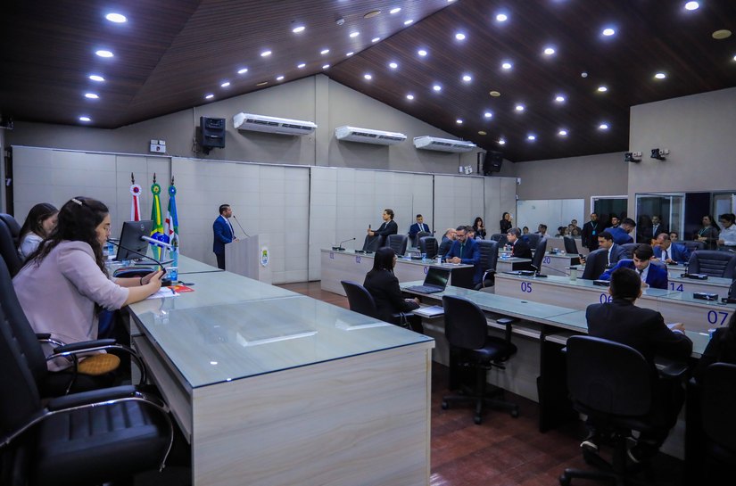 Em segunda discussão, Câmara aprova LDO e promove debates sobre ordenamento do Município