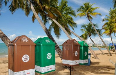 Vai aproveitar a praia? Não esqueça: descarte seus resíduos em locais adequados