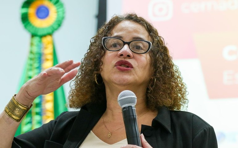 Ministra de Ciência nega conversa com Lula sobre saída para dar espaço ao Centrão: 'Trabalhando tranquilamente'