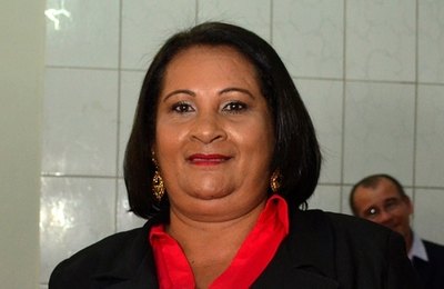 Novo Lino sofre com descaso e salários atrasados, enquanto prefeita aguarda julgamento pelo TRE/AL 