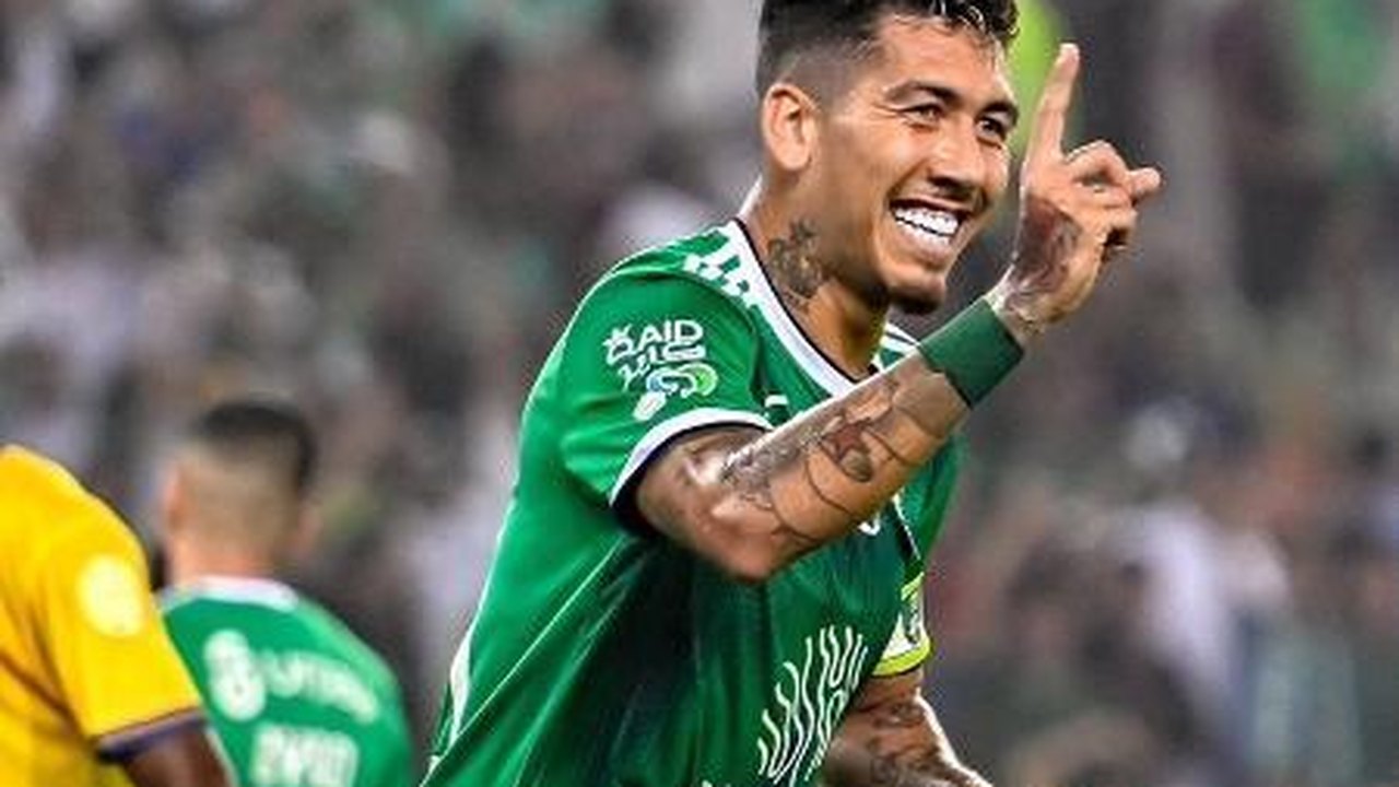 Terceiro jogador mais bem pago do mundo, Firmino pode abrir mão do salário para deixar a Arábia Saudita