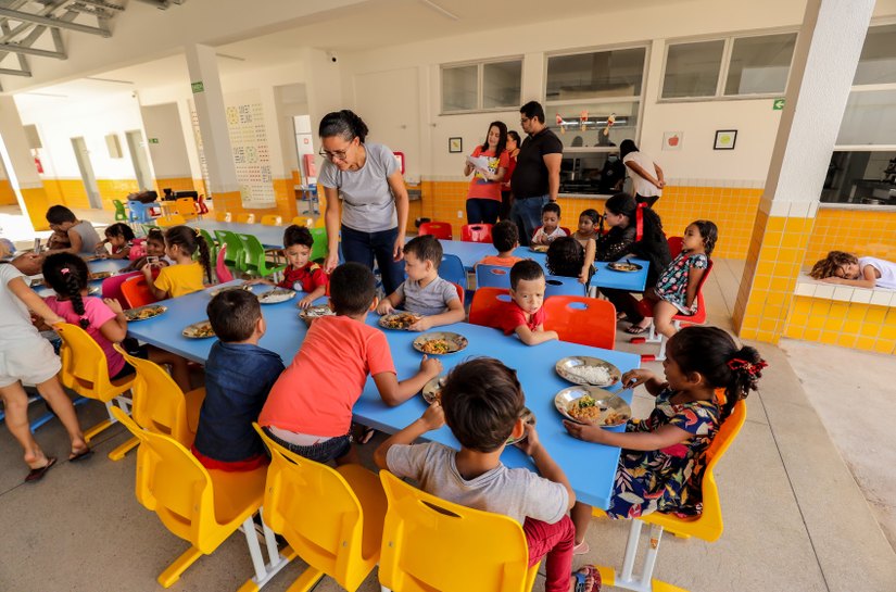 Reforço da alimentação escolar em Maceió tem investimentos de mais de R$ 4,5 milhões em 2023