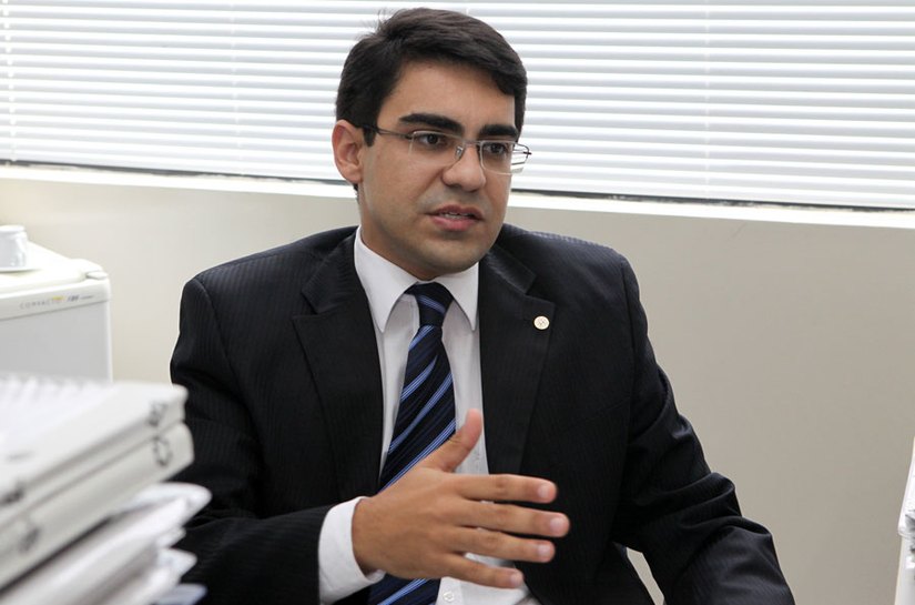 Plano de saúde é condenado por só disponibilizar médico em outro Estado