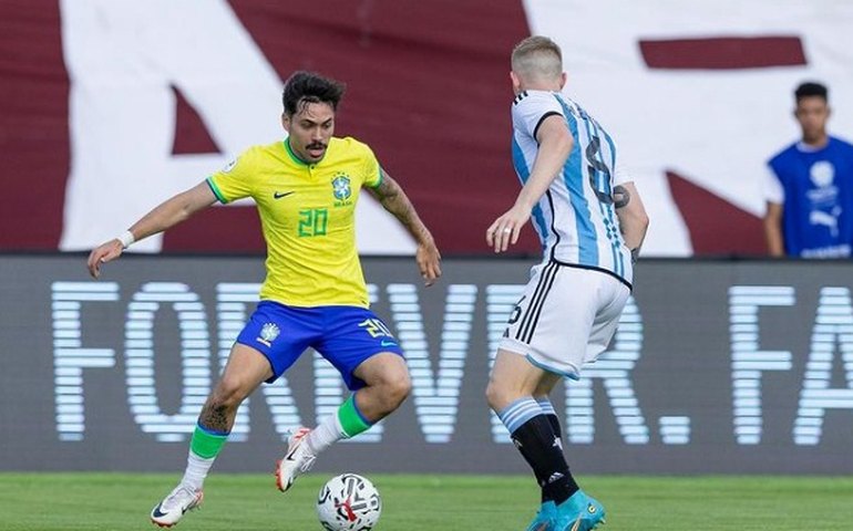 Bicampeão olímpico, Brasil dá vexame, perde da Argentina e está fora de Paris-2024