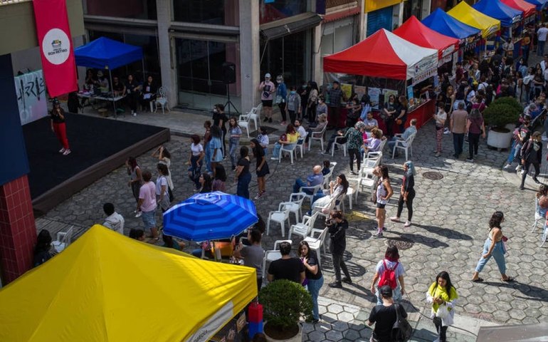 Safra fecha compra de mais um banco dos herdeiros de Aloysio Faria